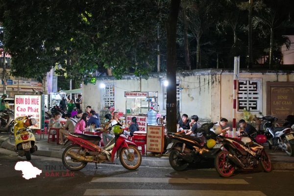 Bún Bò Huế Cao Phát