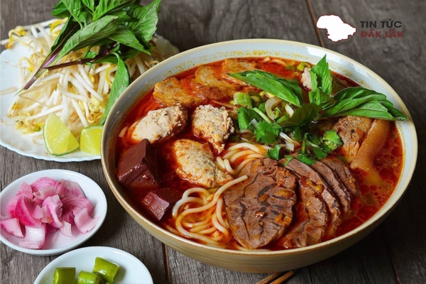 Bún Bò Huế Cô Ba