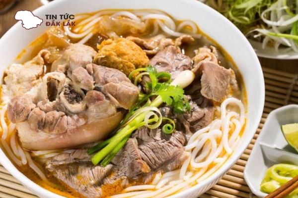 Bún Bò Huế Cô Thu