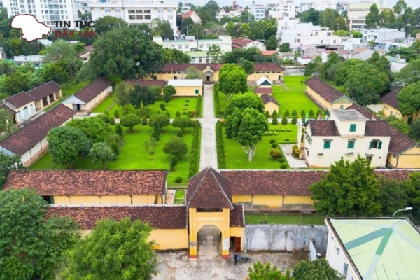 Giới Thiệu Đôi Nét Về Nhà Đày Buôn Ma Thuột