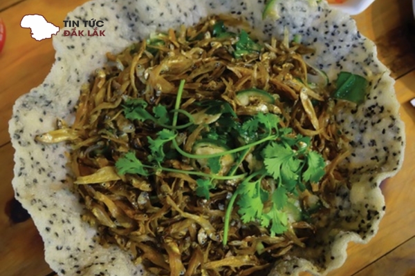 Gỏi Cà Đắng Cá Cơm