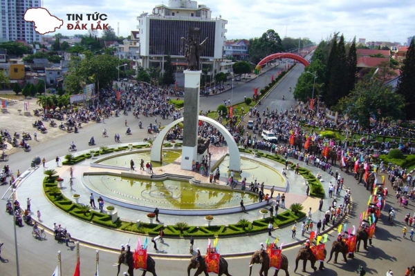 Biểu Tượng Lịch Sử Và Trung Tâm Văn Hóa Hiện Đại