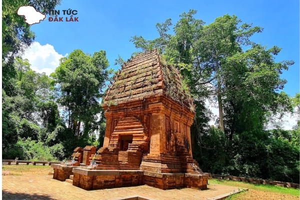 Giới Thiệu Tổng Quan Về Tháp Chăm Yang Prong