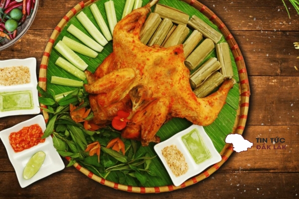 Giới Thiệu Về Món Gà Nướng Bản Đôn Độc Đáo