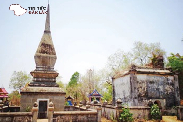 Kiến Trúc Đặc Trưng Và Giá Trị Văn Hóa Của Mộ Vua Voi Khunjunob