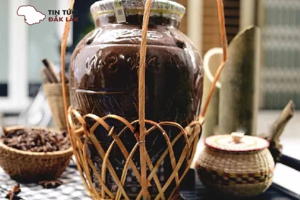 Trải Nghiệm Rượu Cần Trong Du Lịch Văn Hóa Tây Nguyên